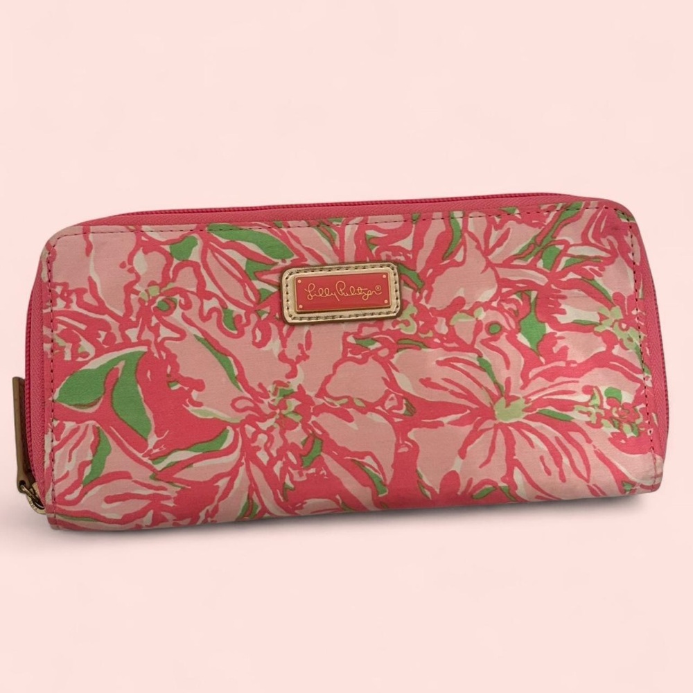 Lilly Pulitzer Pink and Green Floral Wallet